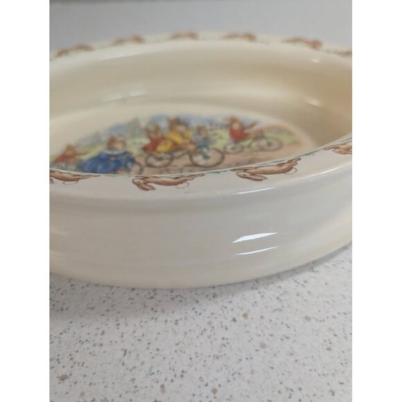 Vintage Signed Barbara Vernon Royal Doulton Bunnykins Oval Dish Riding Bikes - Picture 5 of 8